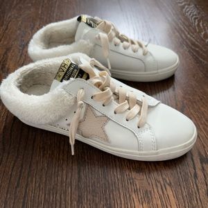 Vintage Havana Slip On Sneakers (Size 7.5)